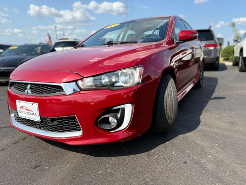 Used 2017 Mitsubishi Lancer ES FWD image 7