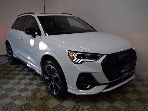 New 2025 Audi Q3 2.0T Premium Plus image 1