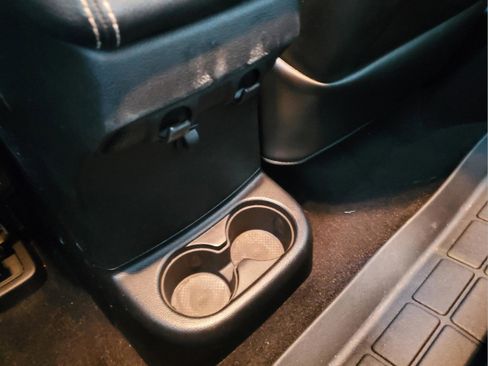 Used 2014 Jeep Wrangler Freedom Edition image 23