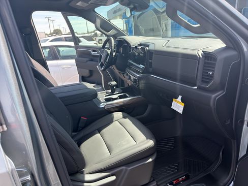 New 2026 Chevrolet Silverado 1500 RST AWD/4WD image 23