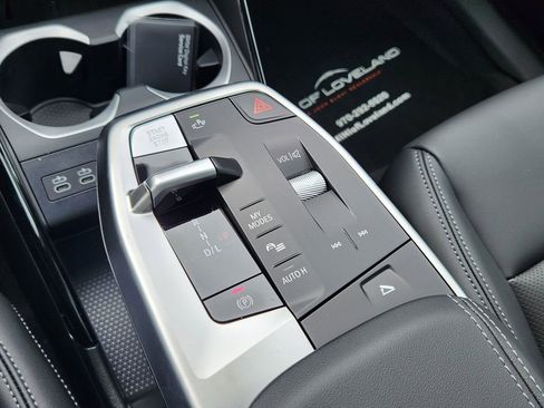 New 2026 BMW X1 xDrive28i w/ Technology Package AWD/4WD image 17