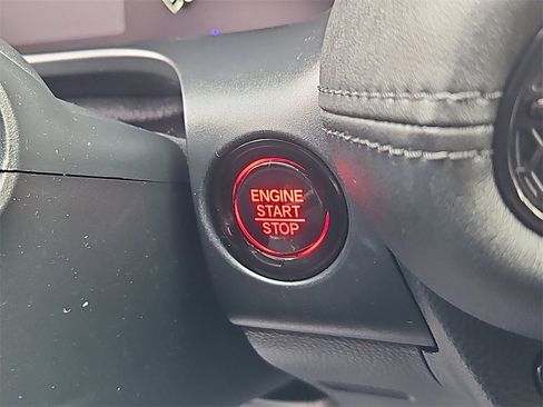 Certified 2024 Honda HR-V LX image 17