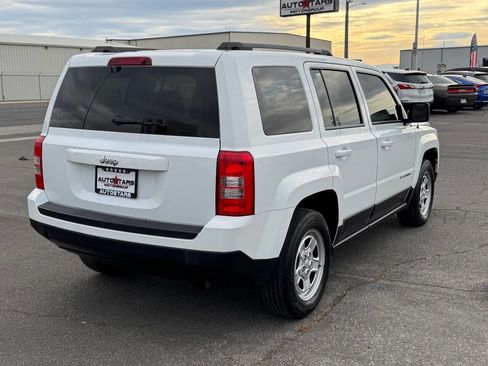 Used 2015 Jeep Patriot Sport w/ Power Value Group image 4