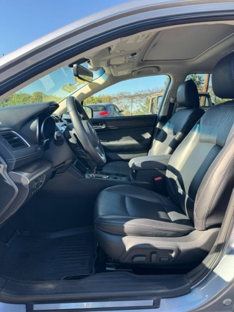 Used 2019 Subaru Outback 2.5i Limited AWD/4WD image 9