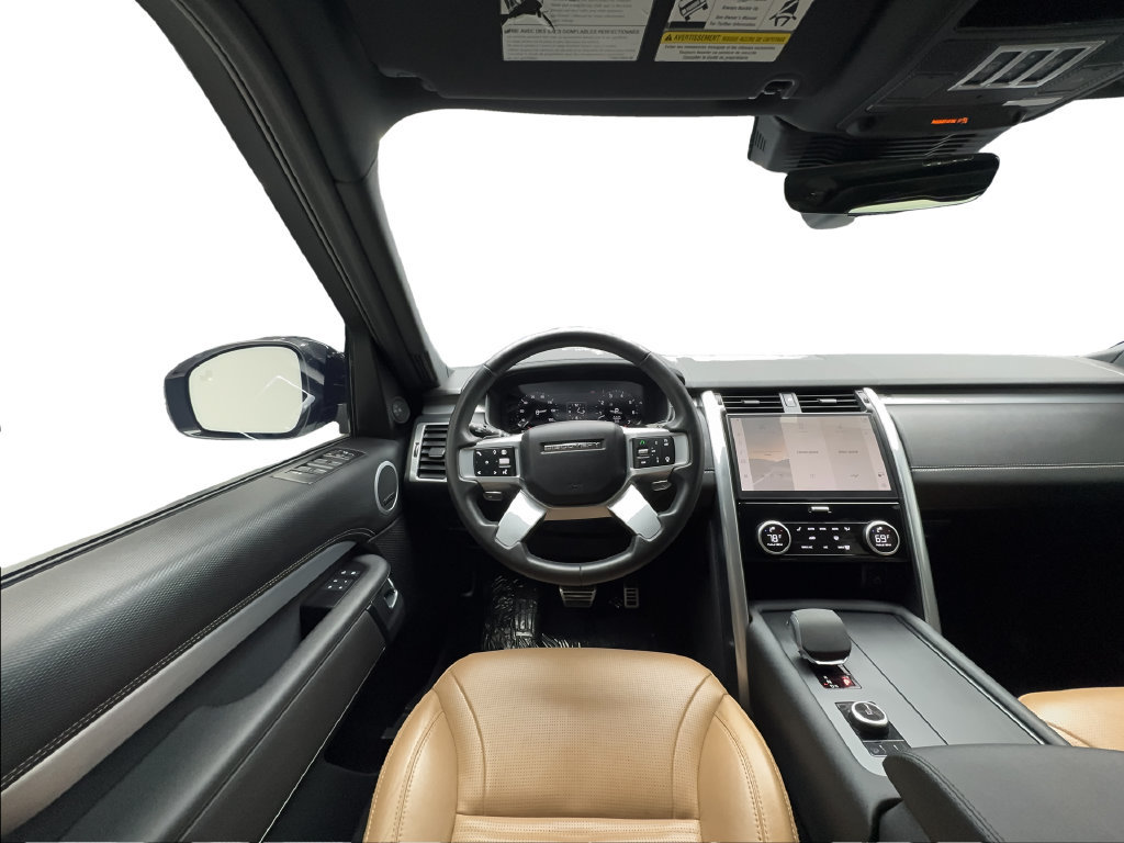 Used 2024 Land Rover Discovery Dynamic SE AWD/4WD image 37