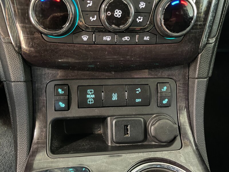 Used 2015 Buick Enclave Leather AWD/4WD image 12