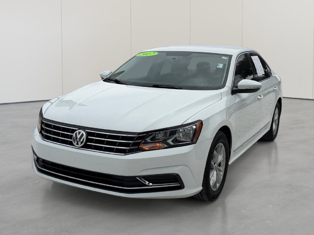 Used 2017 Volkswagen Passat 1.8T S FWD image 1
