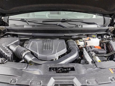 Used 2024 GMC Acadia Denali image 46