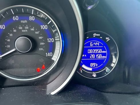 Used 2018 Honda Fit Sport image 10