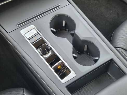 New 2026 Volkswagen Atlas SE FWD image 18
