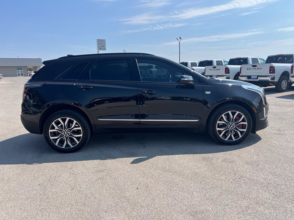 Used 2024 Cadillac XT5 Sportv w/ Platinum Package AWD/4WD image 8