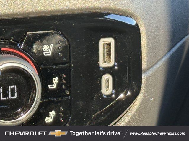 Used 2026 Chevrolet Silverado 1500 High Country AWD/4WD image 21