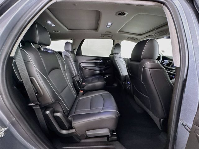 Used 2021 Buick Enclave Avenir w/ Avenir Technology Package AWD/4WD image 49