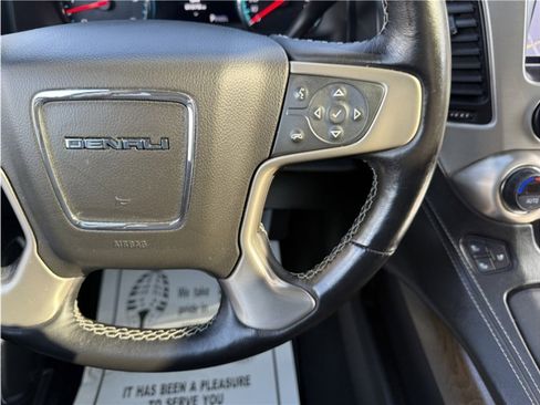 Used 2019 GMC Yukon Denali image 41