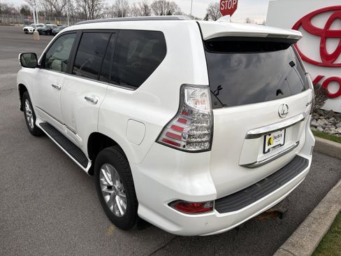 Used 2018 Lexus GX 460 Premium AWD/4WD image 6