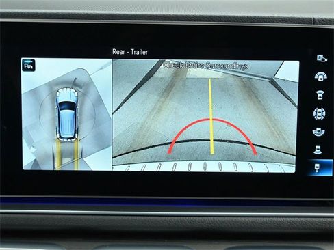 Used 2023 Mercedes-Benz GLE 450 4MATIC w/ AMG Line Exterior image 35