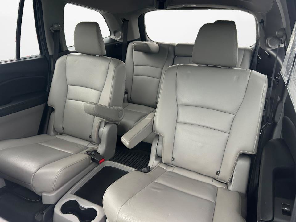 Used 2021 Honda Pilot Touring image 15