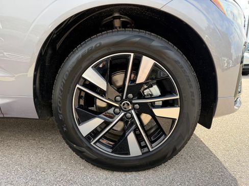 New 2026 Volvo XC60 B5 Core image 7
