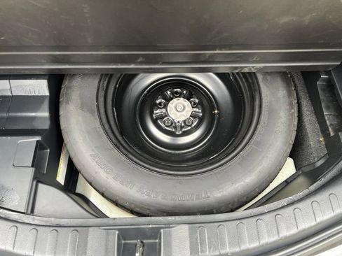 Used 2016 Toyota RAV4 Limited AWD/4WD image 12
