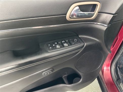 Certified 2017 Jeep Grand Cherokee Limited image 21