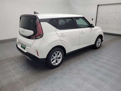 Used 2025 Kia Soul LX w/ LX Technology Package image 10