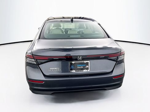 Used 2025 Honda Accord SE image 4