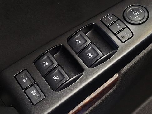 Used 2017 GMC Yukon SLT w/ Premium Edition RWD image 27
