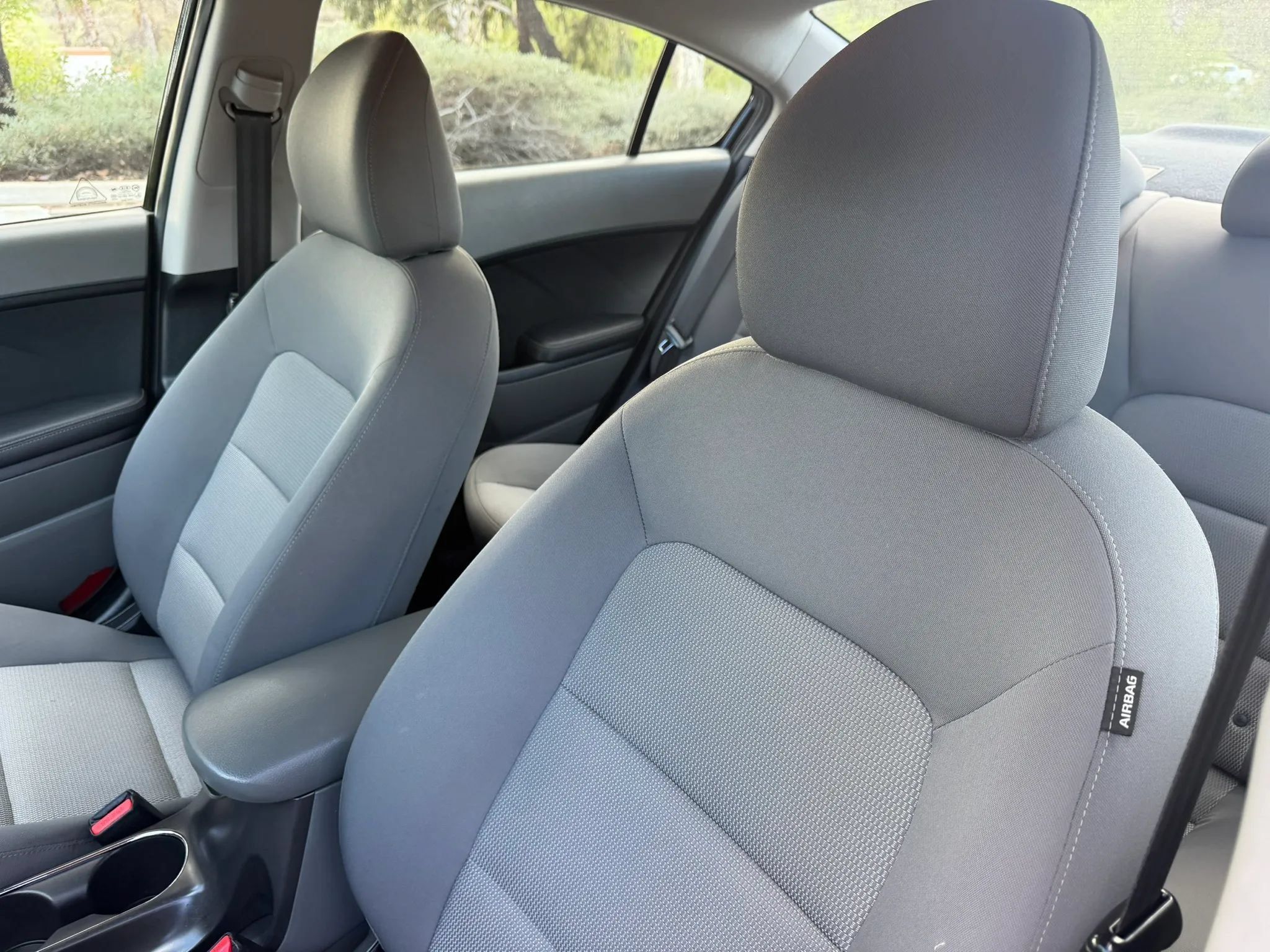 Used 2017 Kia Forte LX FWD image 10