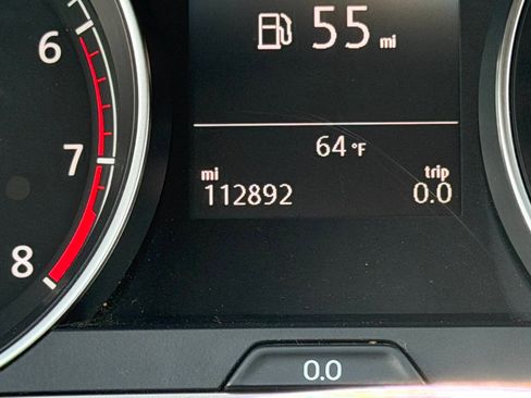 Used 2015 Volkswagen Golf S FWD image 23