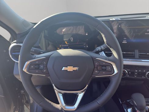 New 2026 Chevrolet Trax LT w/ LT Convenience Package image 12