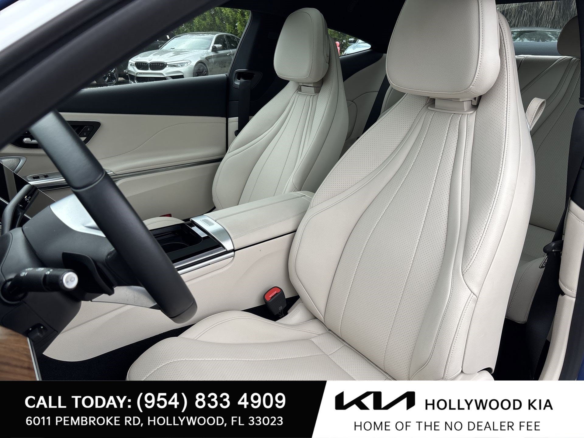 Used 2024 Mercedes-Benz CLE 300 4MATIC Coupe image 13