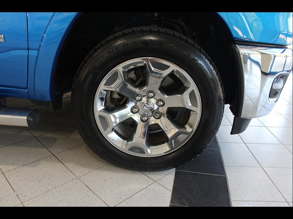 Used 2025 RAM 1500 Big Horn AWD/4WD image 10