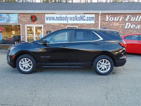 Used 2022 Chevrolet Equinox LT image 16