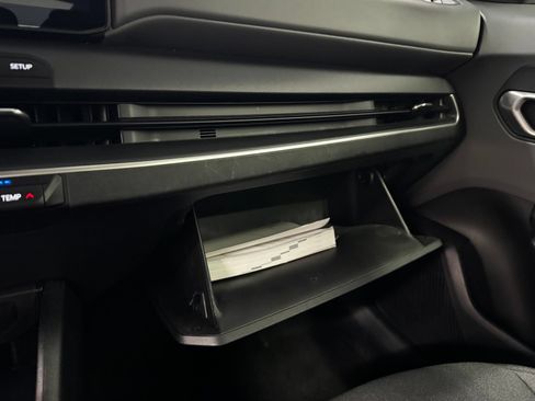 Used 2025 Kia K4 FWD image 25