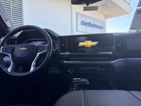 Certified 2023 Chevrolet Silverado 1500 LT RWD image 12