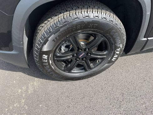 Used 2021 GMC Acadia AT4 w/ Trailering Package AWD/4WD image 10