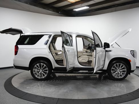Used 2021 GMC Yukon Denali w/ Denali Ultimate Package image 13