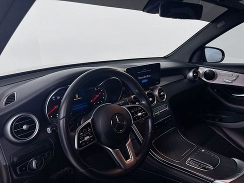 Used 2021 Mercedes-Benz GLC 300 GLC 300 w/ Premium Package image 9