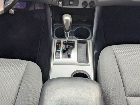 Used 2012 Toyota Tacoma 4x4 Double Cab w/ SR5 Pkg image 19