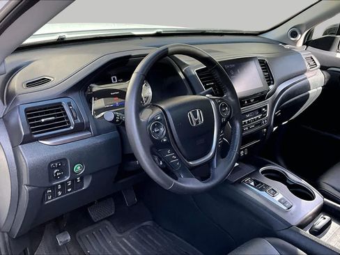 Used 2023 Honda Ridgeline RTL-E image 18