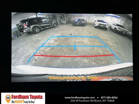 Used 2024 Toyota Corolla SE w/ SE Premium Package FWD image 25