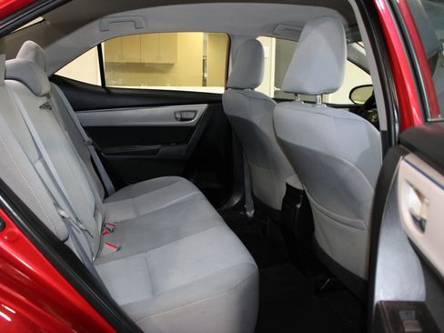 Used 2015 Toyota Corolla LE FWD image 27