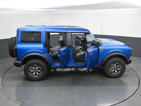 Used 2025 Ford Bronco Badlands AWD/4WD image 48