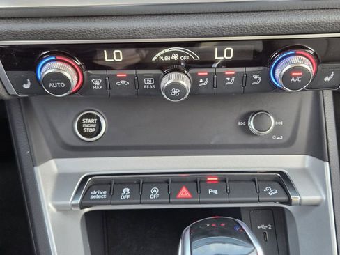 Certified 2021 Audi Q3 2.0T Premium w/ Convenience Package image 22