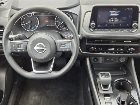 Used 2024 Nissan Rogue SV AWD/4WD image 24