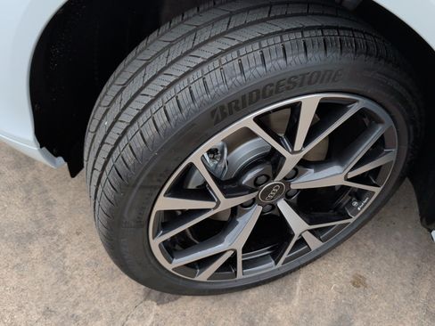 Used 2026 Audi Q3 quattro 2.0T AWD/4WD image 14