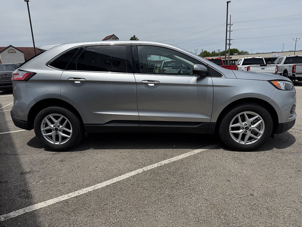 Used 2023 Ford Edge SEL w/ Convenience Package AWD/4WD image 7