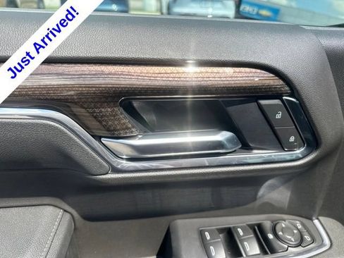 Used 2026 Chevrolet Silverado 1500 LT Trail Boss w/ Safety Package AWD/4WD image 12