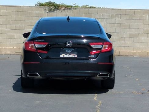 Used 2019 Honda Accord Sport image 7