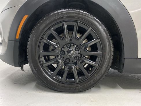 Used 2018 MINI Cooper Convertible image 23